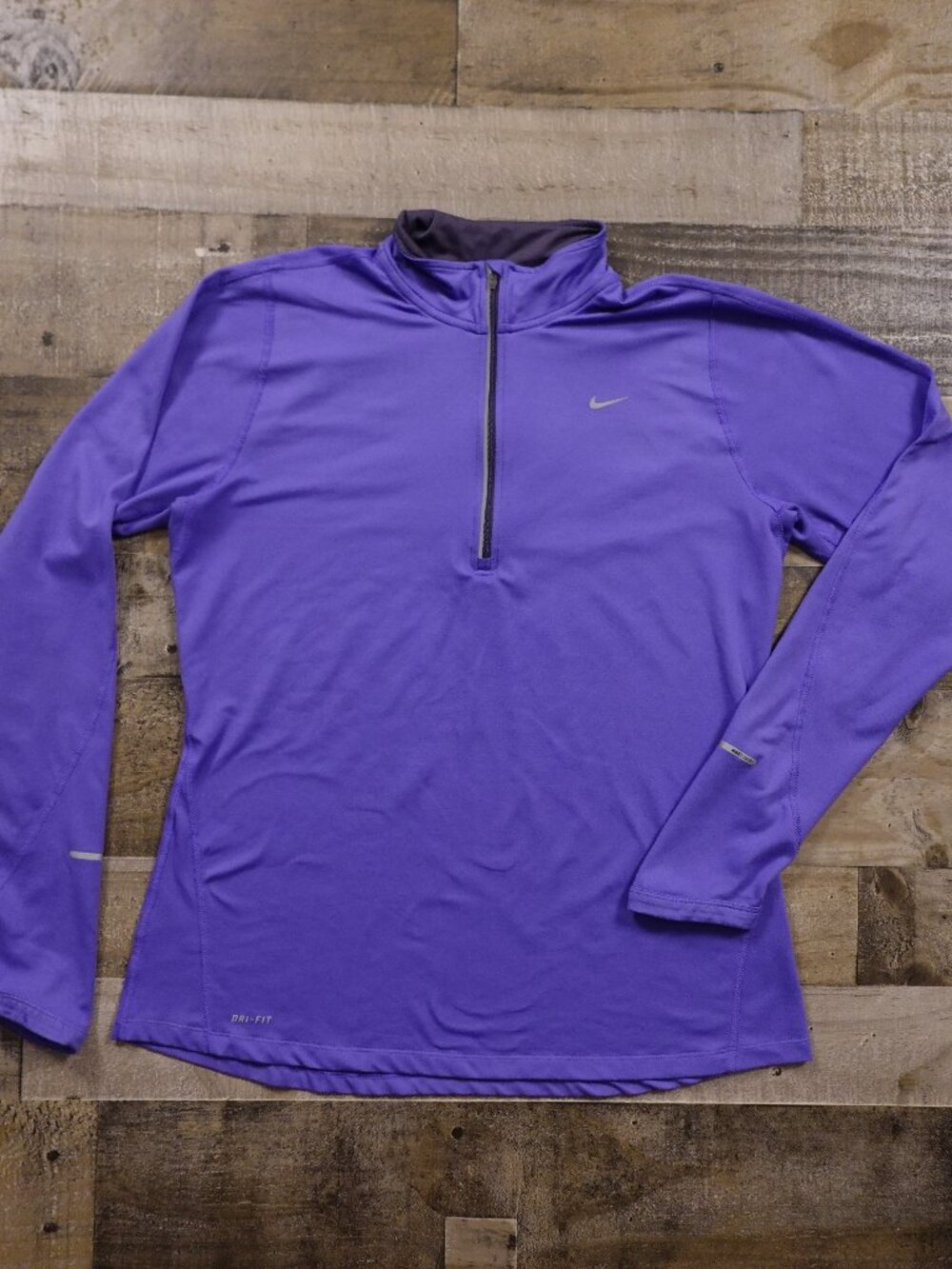 Nike Dri-FIT Running Half Zip Pullover Women’s Large Purple Thumbhole Athletic